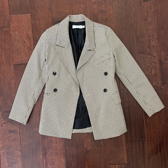 Petal & Pup Jackets & Blazers - Excellent condition Petal and Pup plaid blazer size 0